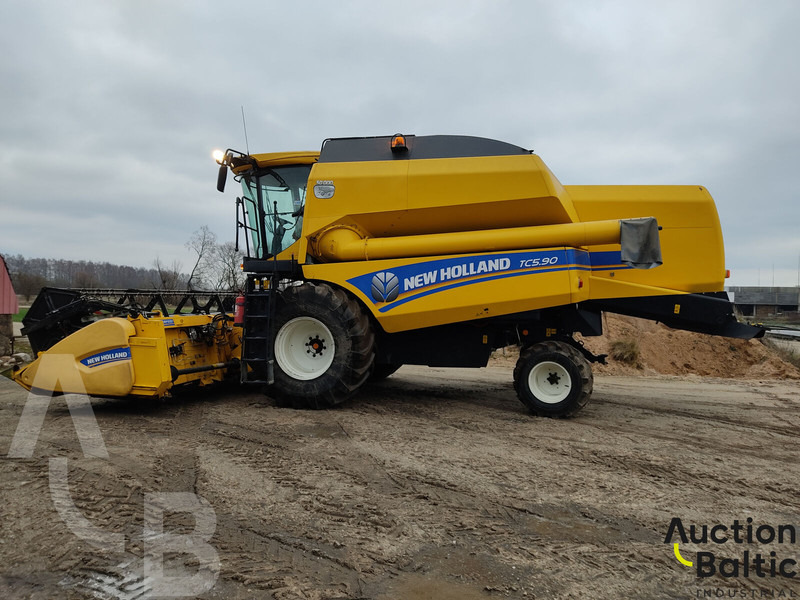 New Holland TC 5.90 - Maaidorser: afbeelding 4 New Holland TC 5.90 - Maaidorser: afbeelding 4