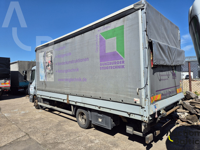 Renault Midlum - Schuifzeilen vrachtwagen: afbeelding 4 Renault Midlum - Schuifzeilen vrachtwagen: afbeelding 4