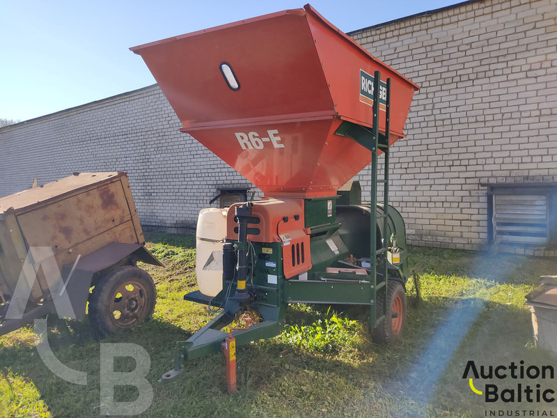 Richiger R6 E - Veeteelt materiaal: afbeelding 4 Richiger R6 E - Veeteelt materiaal: afbeelding 4