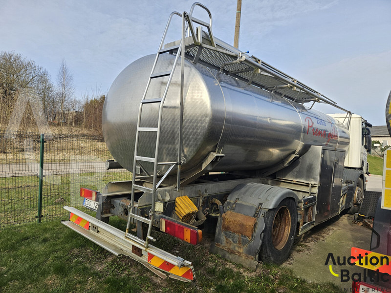Scania P 230 - Tankwagen: afbeelding 4 Scania P 230 - Tankwagen: afbeelding 4