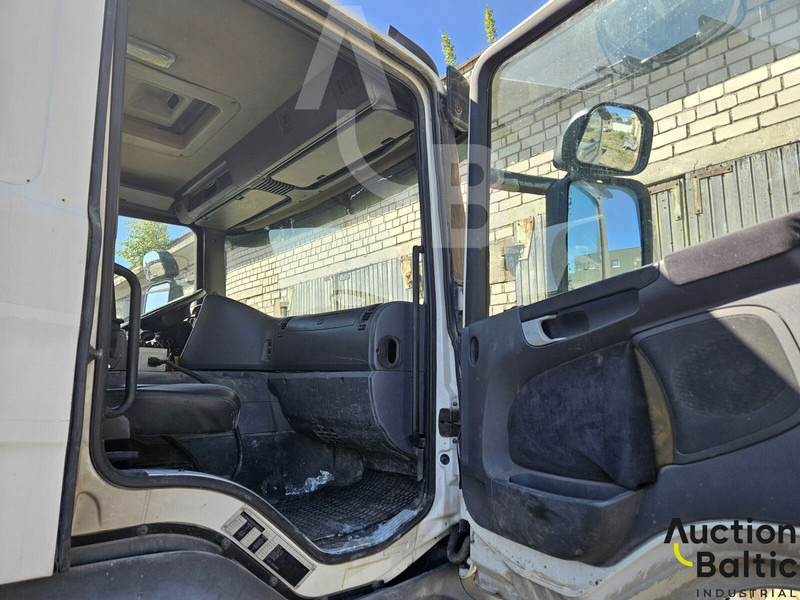 Kleine betonpomp Scania P 420: afbeelding 6
