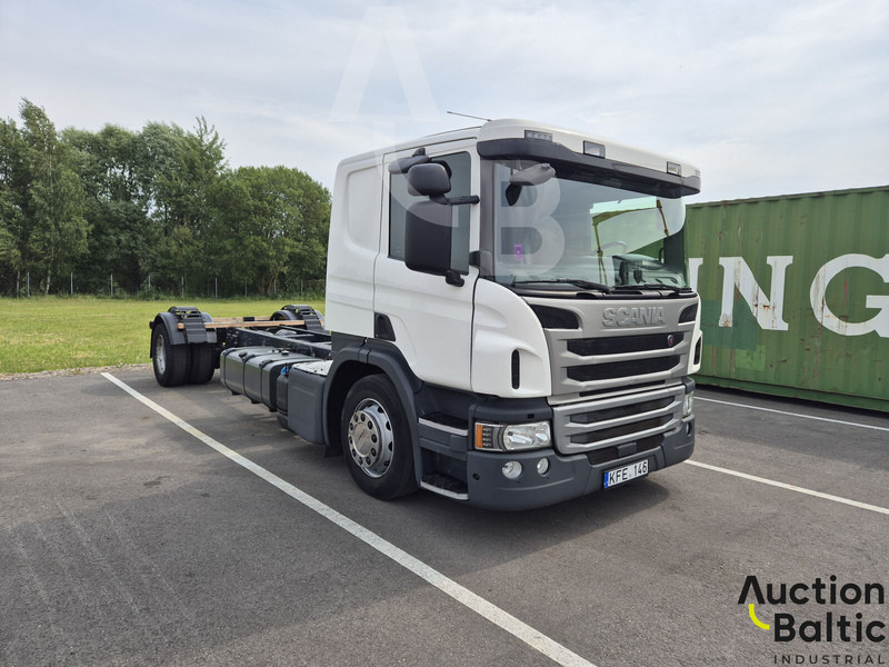Scania P 450 - Chassis vrachtwagen: afbeelding 2 Scania P 450 - Chassis vrachtwagen: afbeelding 2