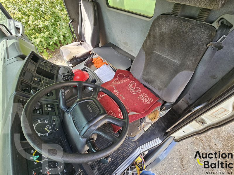 Scania R 124 GB - Uitrijwagen: afbeelding 5 Scania R 124 GB - Uitrijwagen: afbeelding 5