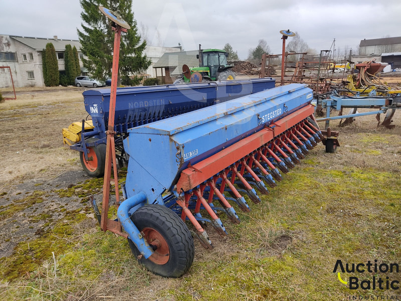 Stegsted 4M.33R - Zaai-/ Plantmachine: afbeelding 3 Stegsted 4M.33R - Zaai-/ Plantmachine: afbeelding 3