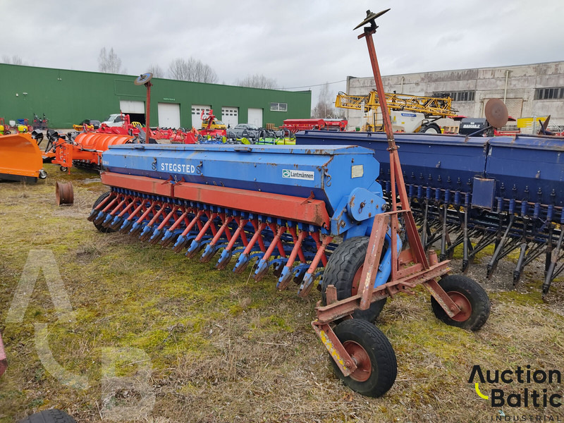 Stegsted 4M.33R - Zaai-/ Plantmachine: afbeelding 2 Stegsted 4M.33R - Zaai-/ Plantmachine: afbeelding 2