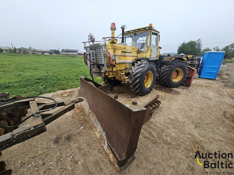 T-157K - Tractor: afbeelding 4 T-157K - Tractor: afbeelding 4