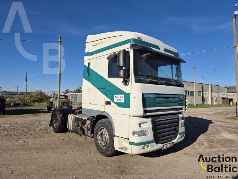 DAF FT XF105 - Trekker: afbeelding 1 DAF FT XF105 - Trekker: afbeelding 1