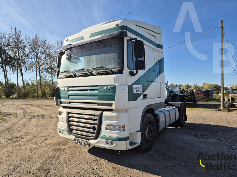 DAF FT XF105 - Trekker: afbeelding 2 DAF FT XF105 - Trekker: afbeelding 2