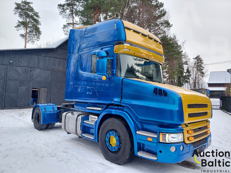 Scania T 114 LA - Trekker: afbeelding 2 Scania T 114 LA - Trekker: afbeelding 2