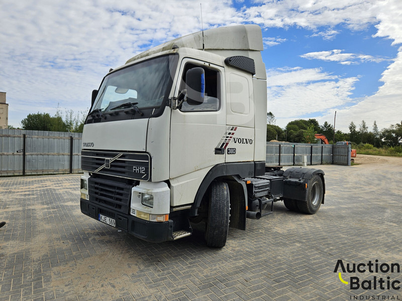 Volvo FH12 - Trekker: afbeelding 1 Volvo FH12 - Trekker: afbeelding 1