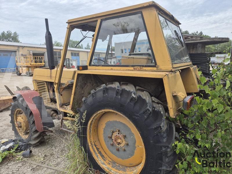 Ursus C-385A - Tractor: afbeelding 3 Ursus C-385A - Tractor: afbeelding 3