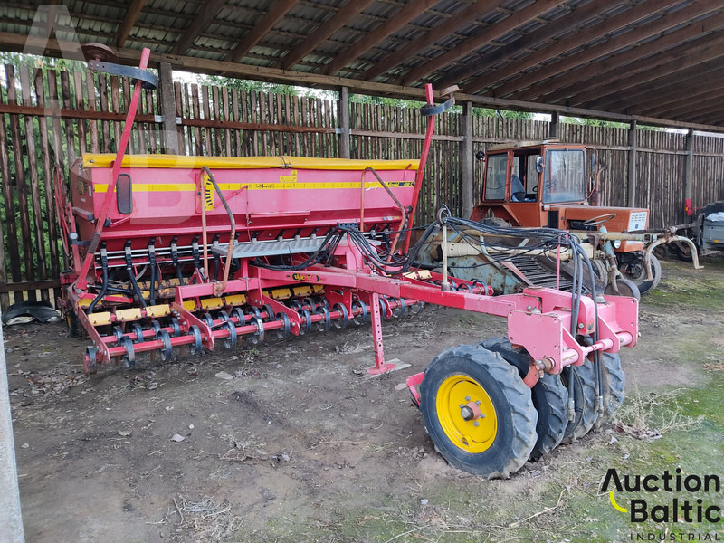 Vaderstad Rapid400C - Zaai-/ Plantmachine: afbeelding 1 Vaderstad Rapid400C - Zaai-/ Plantmachine: afbeelding 1