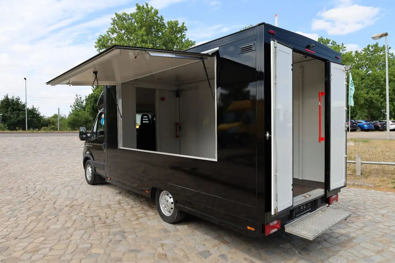 Iveco IS35SI2AA/ FOODTRUCK/Daily - Zelfrijdende verkoopwagen: afbeelding 3 Iveco IS35SI2AA/ FOODTRUCK/Daily - Zelfrijdende verkoopwagen: afbeelding 3