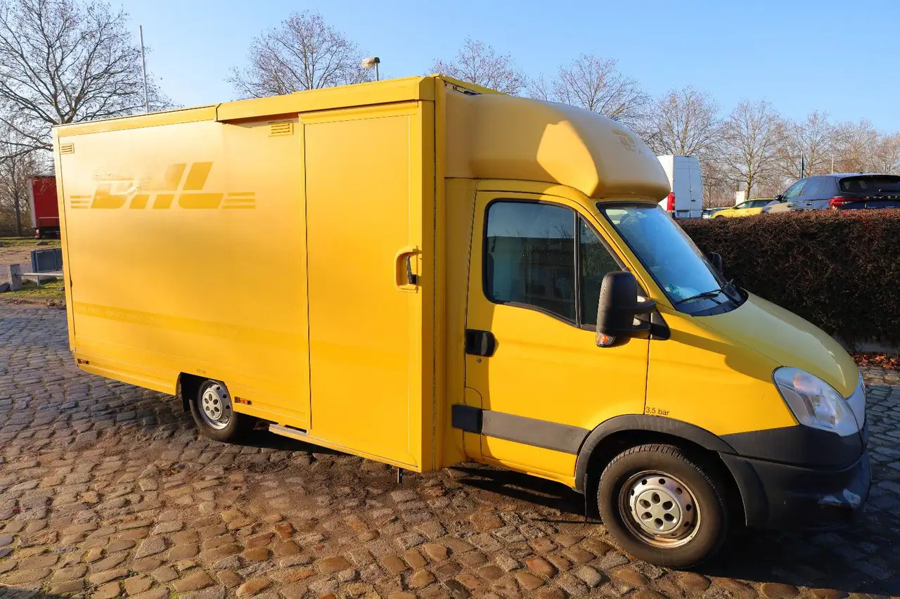 Iveco /Regalsystem/Luftfeder/1. Hand - Personenwagen: afbeelding 2 Iveco /Regalsystem/Luftfeder/1. Hand - Personenwagen: afbeelding 2