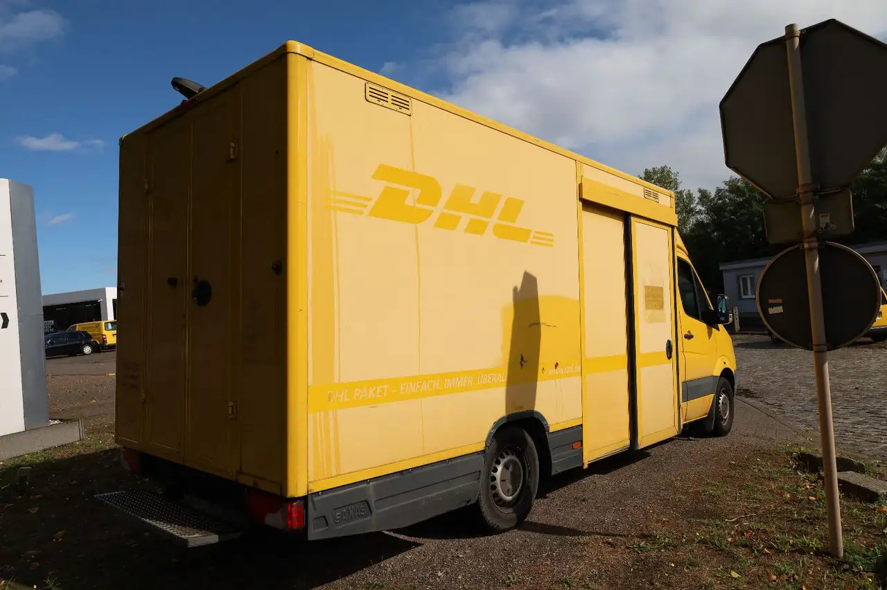 Mercedes-Benz Sprinter II Pritsche/ Koffer/Regalsystem - Bestelwagen gesloten laadbak: afbeelding 3 Mercedes-Benz Sprinter II Pritsche/ Koffer/Regalsystem - Bestelwagen gesloten laadbak: afbeelding 3