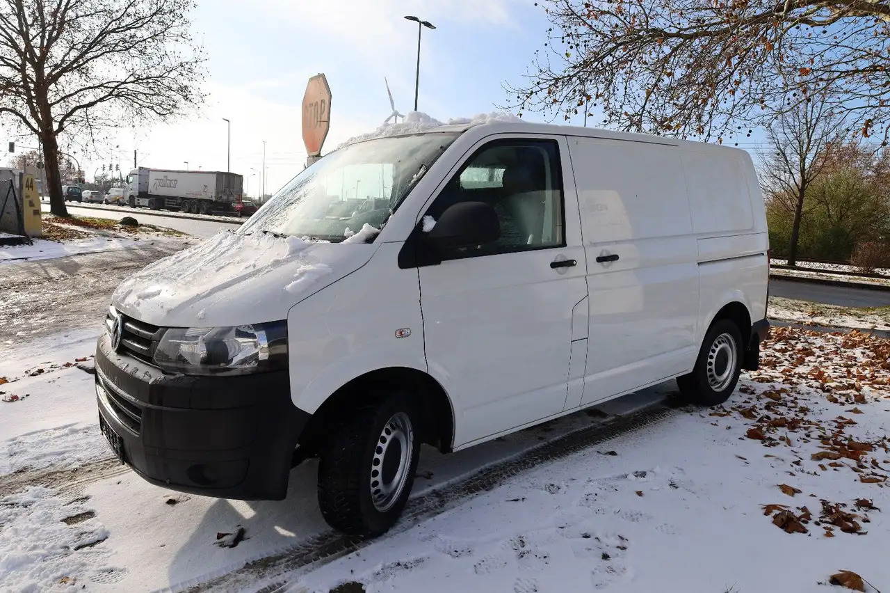 Volkswagen T5 Transporter Kasten-Kombi 2.0 TDI/EU5/1.Hand - Gesloten bestelwagen: afbeelding 2 Volkswagen T5 Transporter Kasten-Kombi 2.0 TDI/EU5/1.Hand - Gesloten bestelwagen: afbeelding 2
