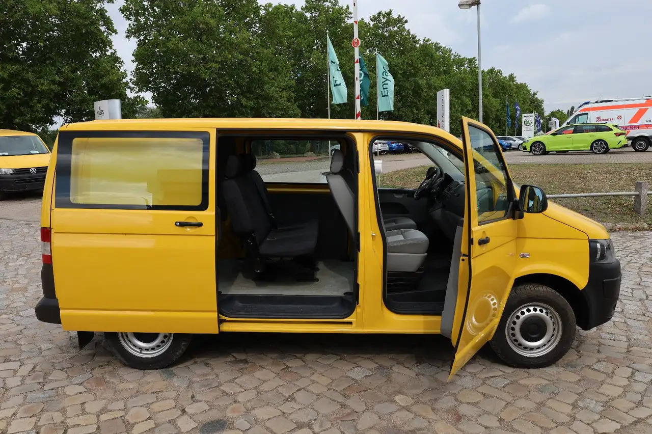 Volkswagen T5 Transporter Kasten-Kombi 2.0 TDI/EU5/5-Sitze - Personenwagen: afbeelding 2 Volkswagen T5 Transporter Kasten-Kombi 2.0 TDI/EU5/5-Sitze - Personenwagen: afbeelding 2