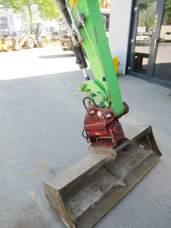 Hitachi ZX33U-6 Powertilt - Minigraafmachine: afbeelding 4 Hitachi ZX33U-6 Powertilt - Minigraafmachine: afbeelding 4