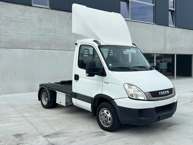 Iveco Daily 40C17 BE TREKKER*SMART TACHO*Belgian*3.0 diesel - Trekker: afbeelding 2 Iveco Daily 40C17 BE TREKKER*SMART TACHO*Belgian*3.0 diesel - Trekker: afbeelding 2