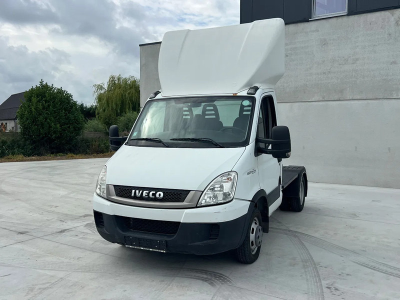 Iveco Daily 40C17 BE TREKKER*SMART TACHO*Belgian*3.0 diesel - Trekker: afbeelding 1 Iveco Daily 40C17 BE TREKKER*SMART TACHO*Belgian*3.0 diesel - Trekker: afbeelding 1
