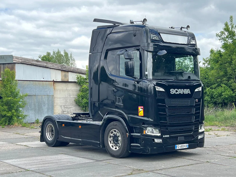 Scania S500 NGS S500***2xdieseltanks***2019***full black***PTO POMP*** - Trekker: afbeelding 3 Scania S500 NGS S500***2xdieseltanks***2019***full black***PTO POMP*** - Trekker: afbeelding 3