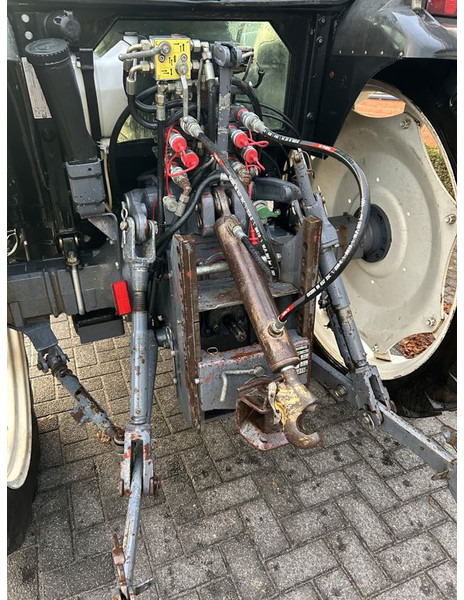 New Holland TN75S - Tractor: afbeelding 5 New Holland TN75S - Tractor: afbeelding 5