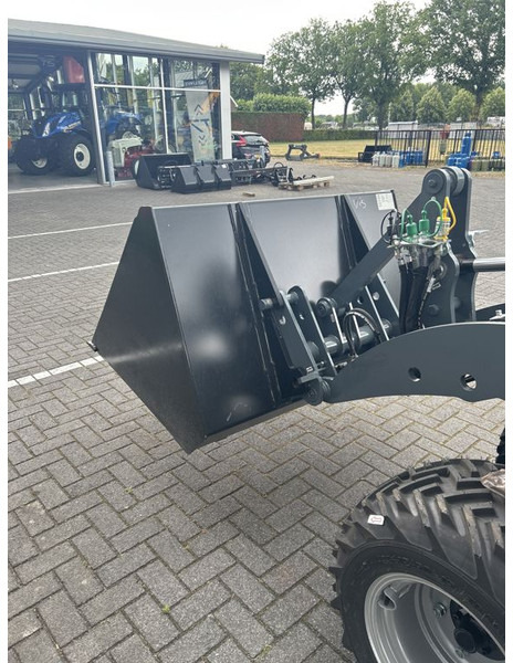 Tobroco Volumebak 130 cm Giant aanspan - Bak voor Bouwmachine: afbeelding 4 Tobroco Volumebak 130 cm Giant aanspan - Bak voor Bouwmachine: afbeelding 4