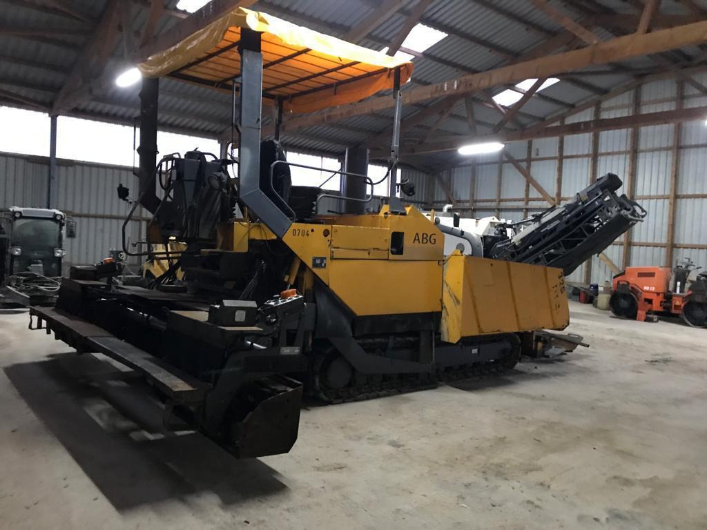 Asfaltafwerkmachine ABG TITAN 325 and runs and runs: afbeelding 16