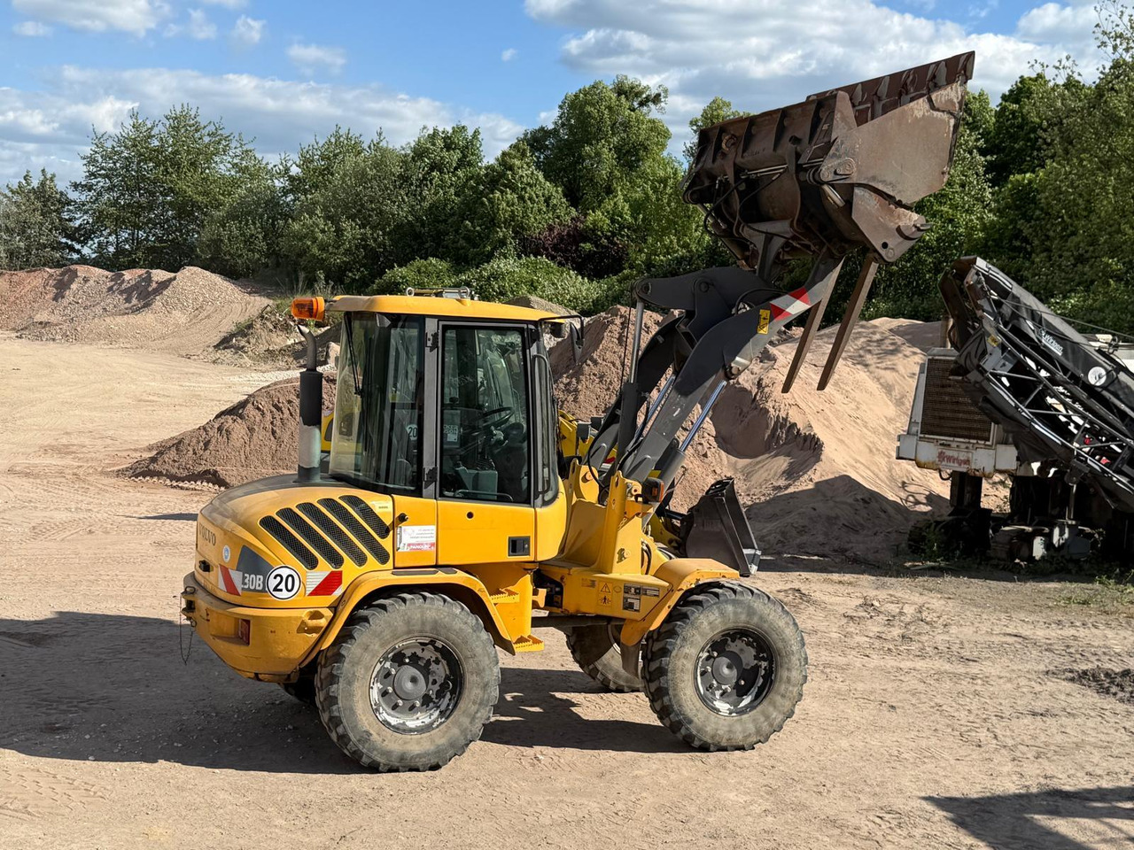 Volvo L 30 B-Z/K incl. 3-1shovel and fork - Wiellader: afbeelding 1 Volvo L 30 B-Z/K incl. 3-1shovel and fork - Wiellader: afbeelding 1