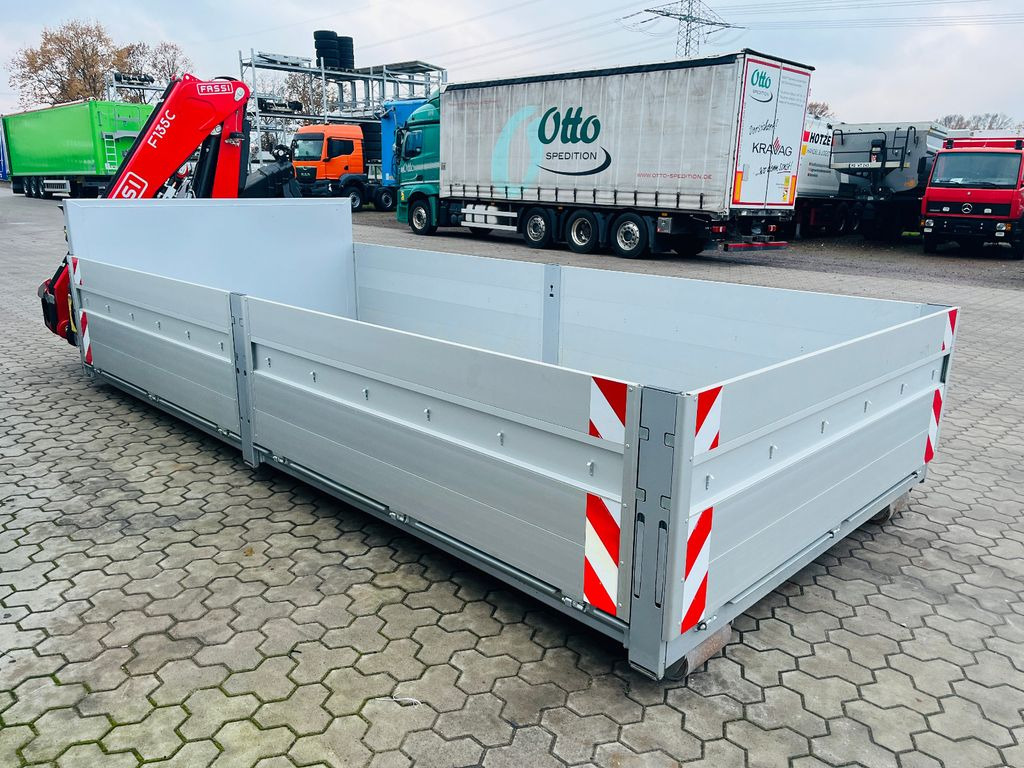 Abrollcontainer Container Kran Fassi F135 - Containertransporter/ Wissellaadbak oplegger: afbeelding 4 Abrollcontainer Container Kran Fassi F135 - Containertransporter/ Wissellaadbak oplegger: afbeelding 4