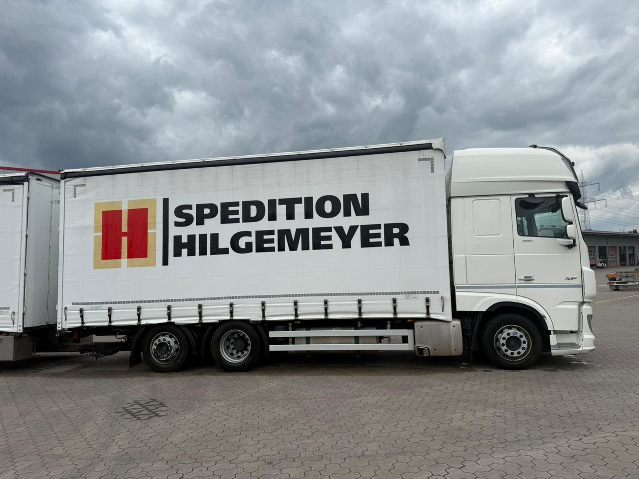 DAF XF 480 FAN LowDeck 6x2 Jumbo Inklusive Anhänger - Schuifzeilen vrachtwagen, Aanhangwagen met huif: afbeelding 2 DAF XF 480 FAN LowDeck 6x2 Jumbo Inklusive Anhänger - Schuifzeilen vrachtwagen, Aanhangwagen met huif: afbeelding 2