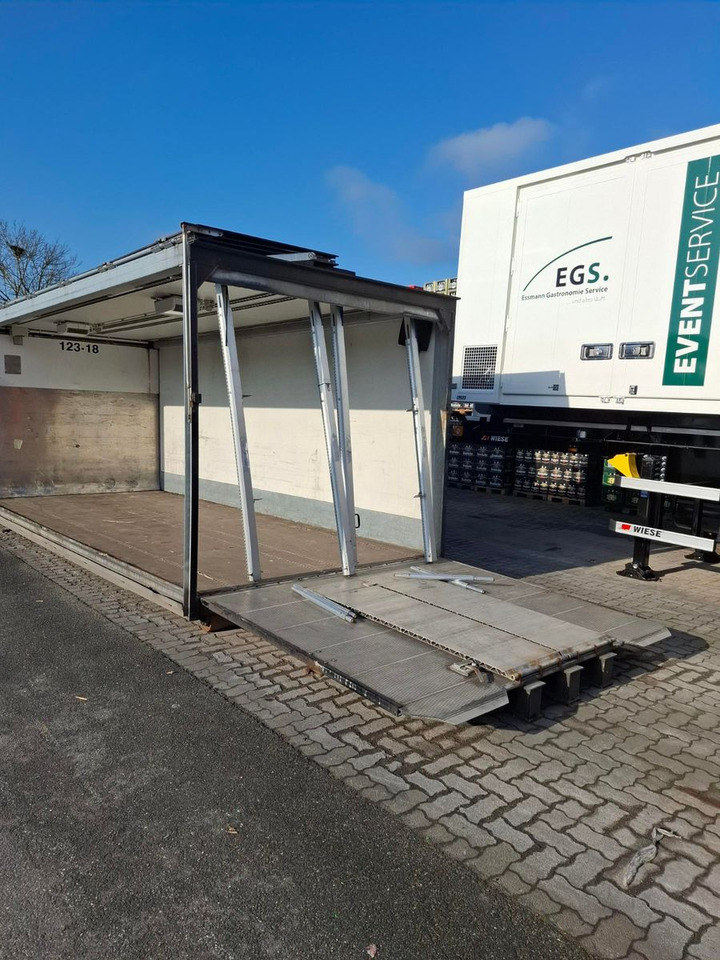 Getränke Abrollcontainer - Containertransporter/ Wissellaadbak oplegger: afbeelding 4 Getränke Abrollcontainer - Containertransporter/ Wissellaadbak oplegger: afbeelding 4
