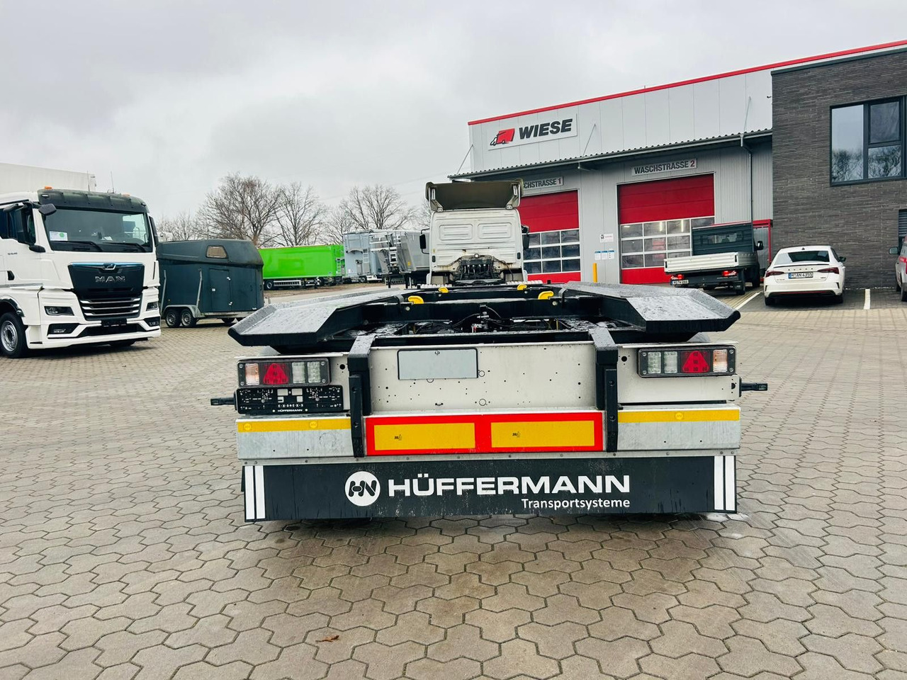Hüffermann HAR 20.70 LS Aussenrollen Anhänger Sofort Verfüg - Haakarm/ Portaalarm aanhanger: afbeelding 5 Hüffermann HAR 20.70 LS Aussenrollen Anhänger Sofort Verfüg - Haakarm/ Portaalarm aanhanger: afbeelding 5