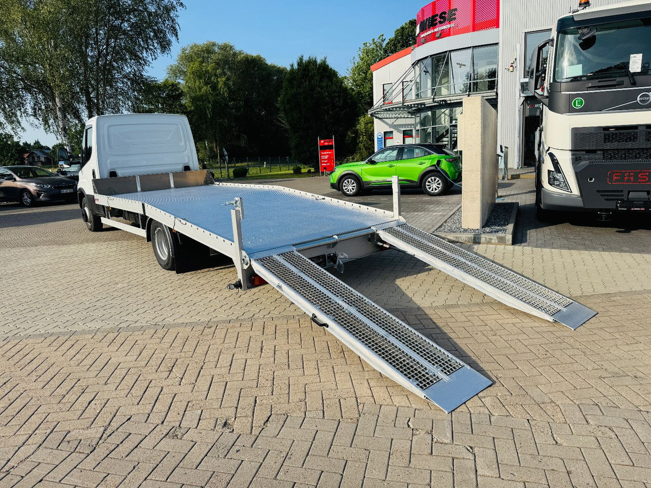 Iveco 70C18HA, Maschinen & Arbeitsbühnentrans. 2940kg! - Bergingsvoertuig: afbeelding 5 Iveco 70C18HA, Maschinen & Arbeitsbühnentrans. 2940kg! - Bergingsvoertuig: afbeelding 5