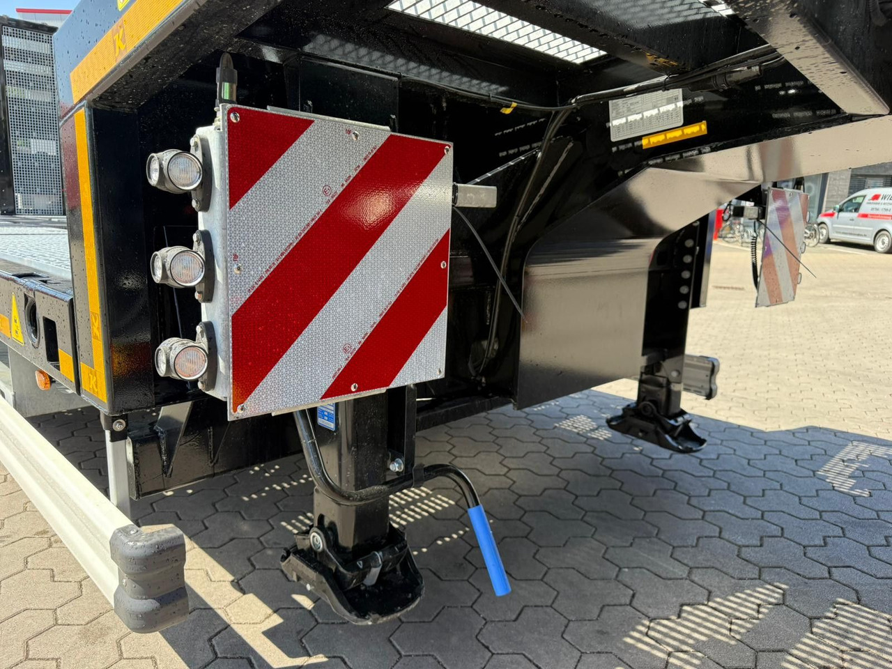 Kässbohrer SLS.HS Tieflader mit hydr. Schwanenhals - Dieplader oplegger: afbeelding 5 Kässbohrer SLS.HS Tieflader mit hydr. Schwanenhals - Dieplader oplegger: afbeelding 5