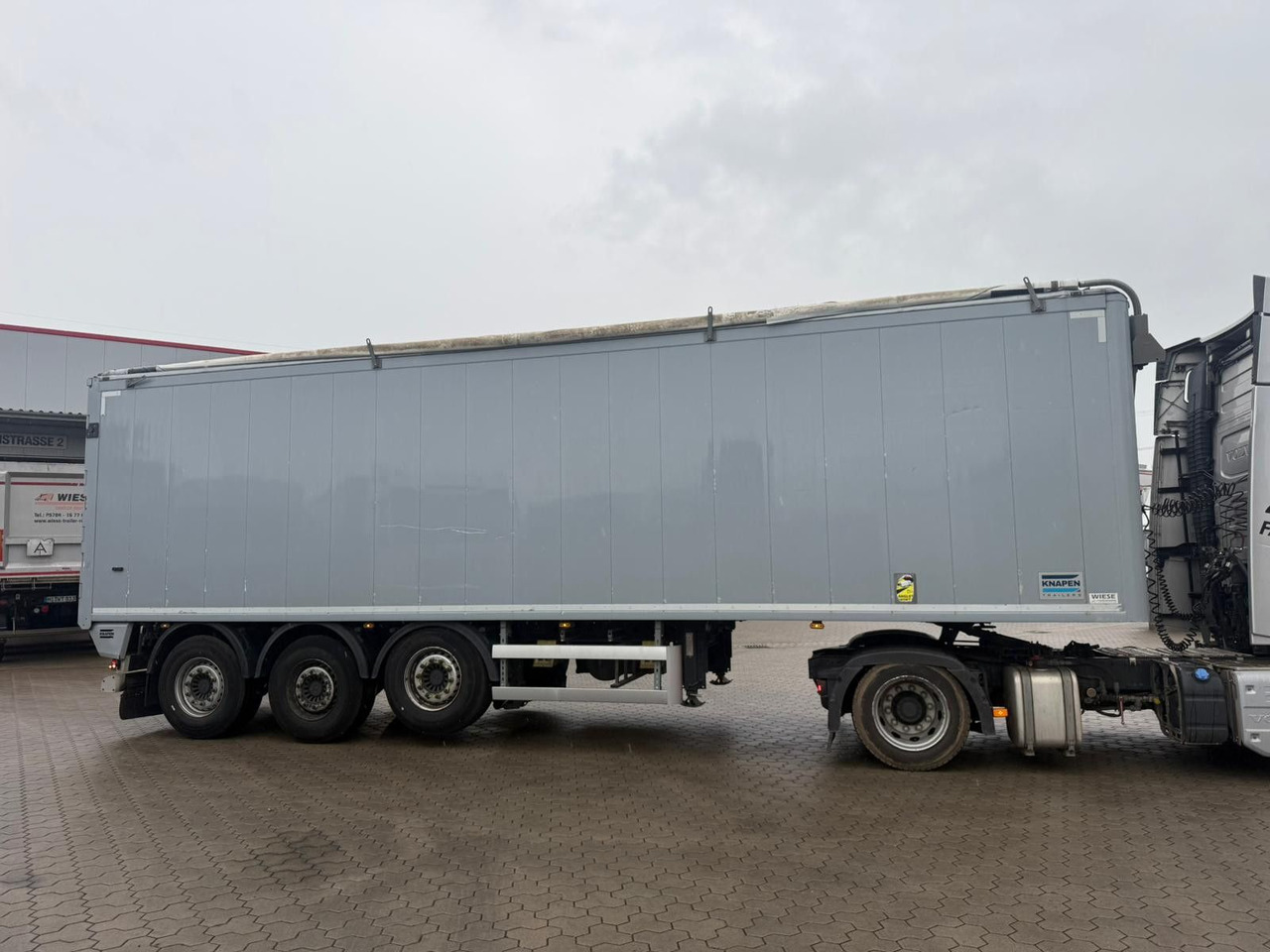 Knapen K200 Agrar 60 m³ 6mm Boden Powersheet - Schuifvloer oplegger: afbeelding 3 Knapen K200 Agrar 60 m³ 6mm Boden Powersheet - Schuifvloer oplegger: afbeelding 3