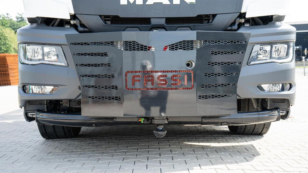 MAN 35.470 8x2 Kran F710 RA2.26 - Kraanwagen: afbeelding 3 MAN 35.470 8x2 Kran F710 RA2.26 - Kraanwagen: afbeelding 3