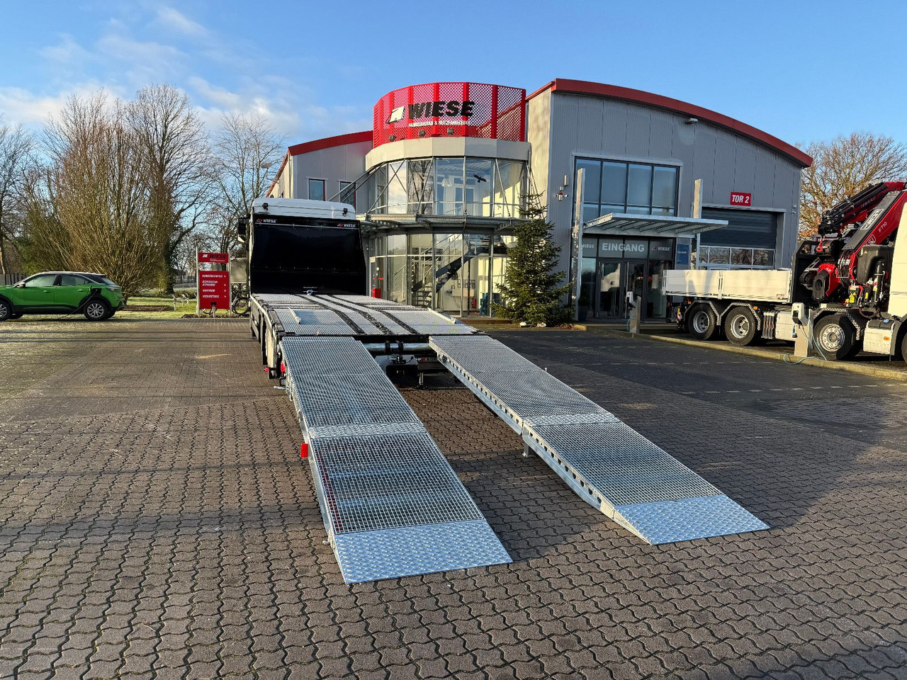 MAN Baumaschinen-  Arbeitsbühnentransporter Rampen - Autovrachtwagen vrachtwagen: afbeelding 4 MAN Baumaschinen-  Arbeitsbühnentransporter Rampen - Autovrachtwagen vrachtwagen: afbeelding 4