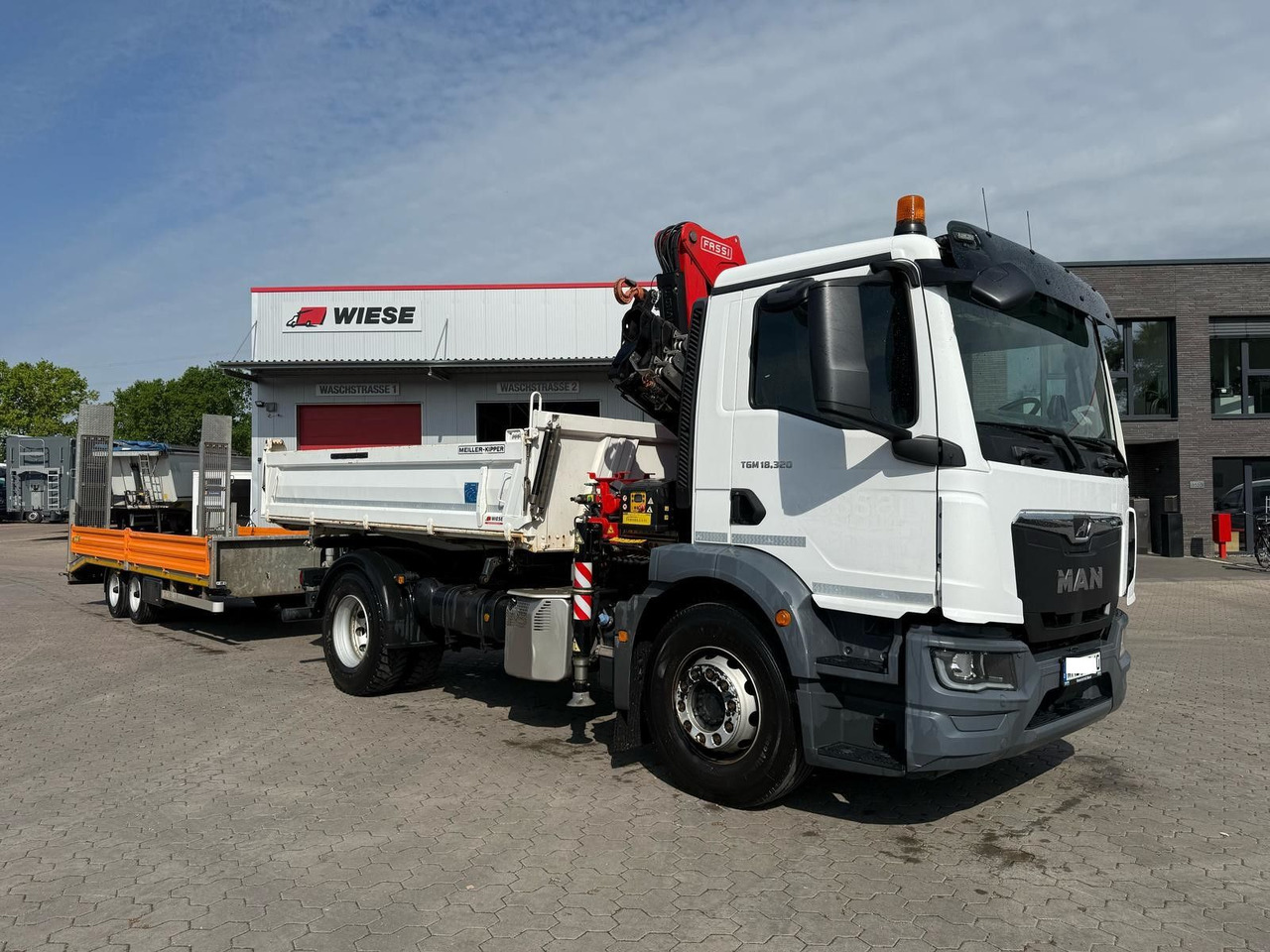 MAN TGM 18.320 4x2 BB Kran Fassi F135 Kipper Meiller - Kraanwagen: afbeelding 1 MAN TGM 18.320 4x2 BB Kran Fassi F135 Kipper Meiller - Kraanwagen: afbeelding 1