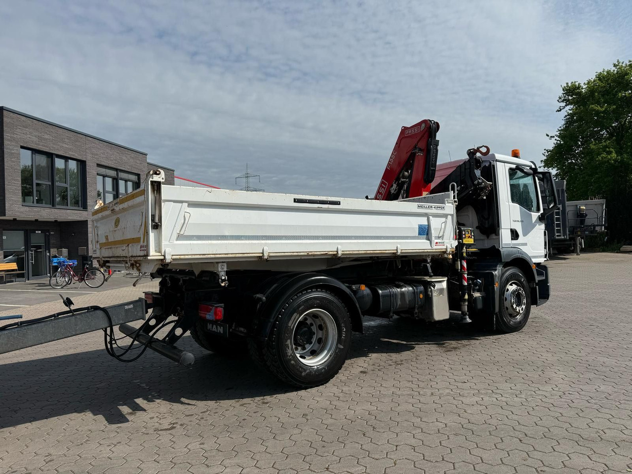 MAN TGM 18.320 4x2 BB mit Fassi F135 Kipper Kran - Kipper vrachtwagen, Kraanwagen: afbeelding 3 MAN TGM 18.320 4x2 BB mit Fassi F135 Kipper Kran - Kipper vrachtwagen, Kraanwagen: afbeelding 3