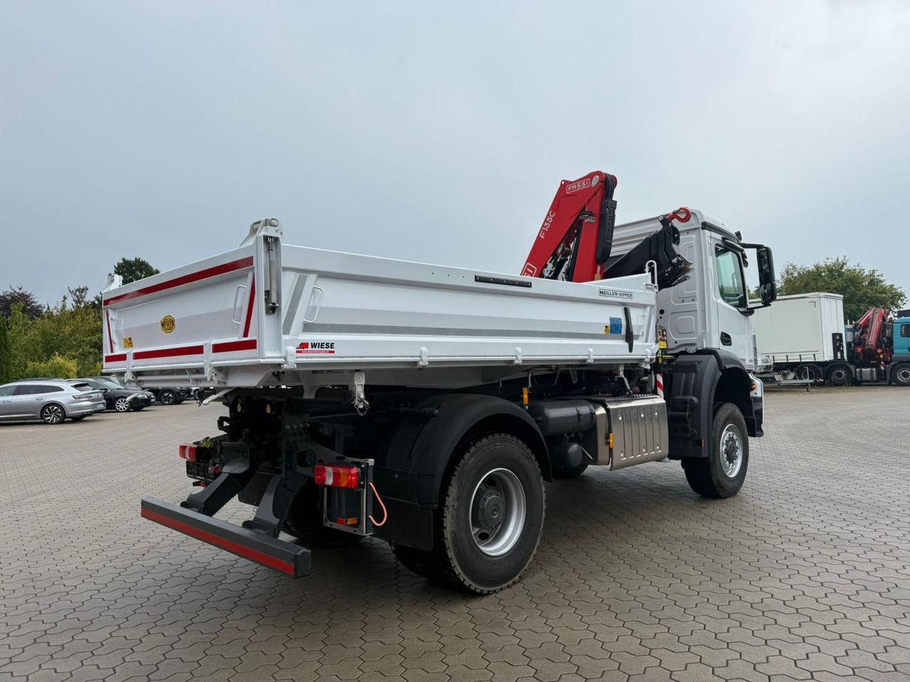 Mercedes-Benz Arocs 1835 4x4 Allrad Fassi F135 Kran Kipper - Kraanwagen: afbeelding 3 Mercedes-Benz Arocs 1835 4x4 Allrad Fassi F135 Kran Kipper - Kraanwagen: afbeelding 3