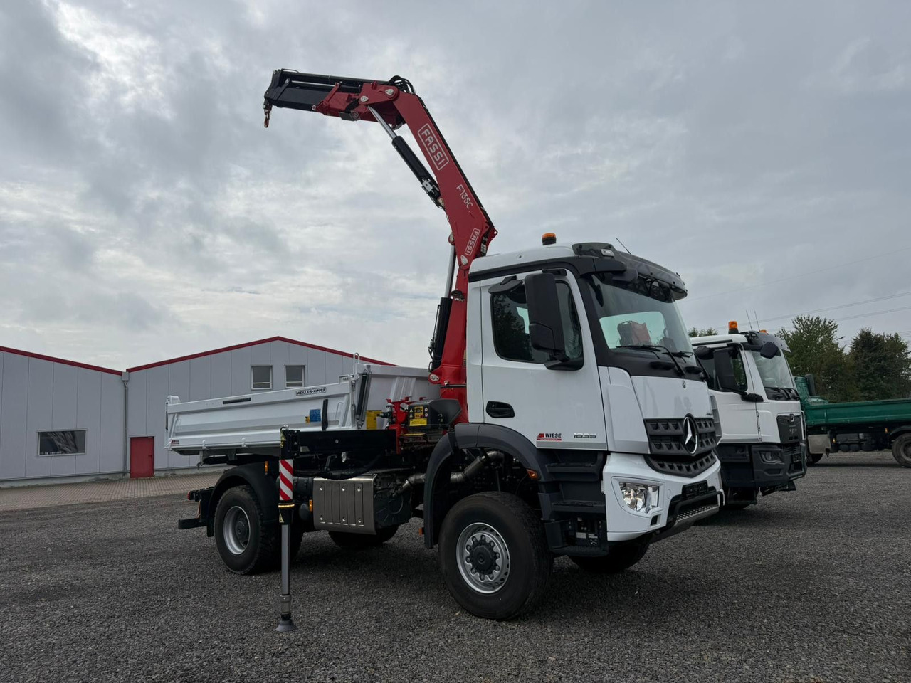 Leasing Mercedes-Benz Arocs 1835 4x4 Allrad Fassi F135 Kran Kipper Mercedes-Benz Arocs 1835 4x4 Allrad Fassi F135 Kran Kipper: afbeelding 6 Leasing Mercedes-Benz Arocs 1835 4x4 Allrad Fassi F135 Kran Kipper Mercedes-Benz Arocs 1835 4x4 Allrad Fassi F135 Kran Kipper: afbeelding 6