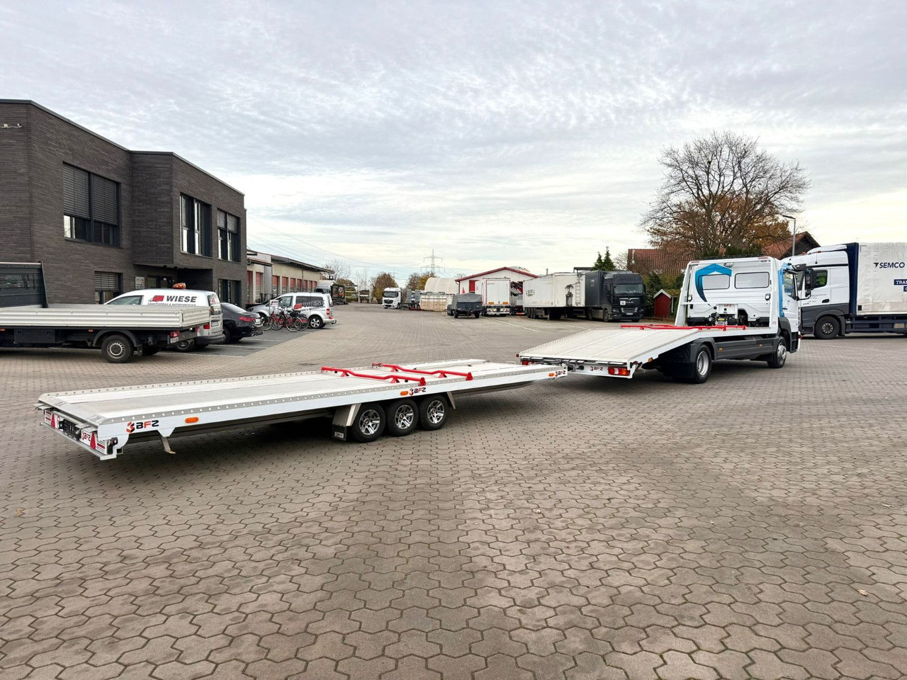 Mercedes-Benz Atego 918L Autotransporter mit BFZ Anhänger - Autovrachtwagen vrachtwagen: afbeelding 5 Mercedes-Benz Atego 918L Autotransporter mit BFZ Anhänger - Autovrachtwagen vrachtwagen: afbeelding 5