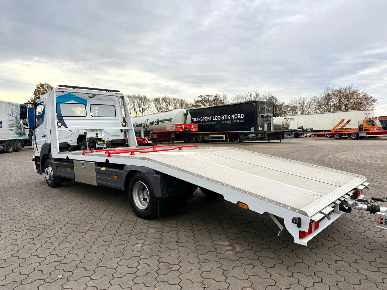 Mercedes-Benz Atego 918L Autotransporter mit BFZ Anhänger - Autovrachtwagen vrachtwagen: afbeelding 5 Mercedes-Benz Atego 918L Autotransporter mit BFZ Anhänger - Autovrachtwagen vrachtwagen: afbeelding 5