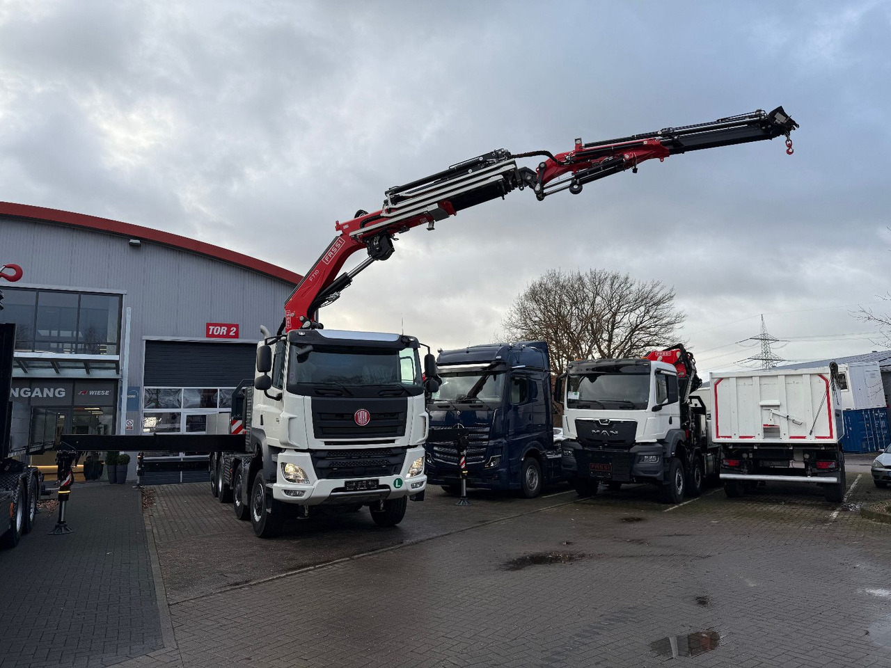 Tatra 41.500 8x8 Phoenix Fassi F710 Kran - Kraanwagen: afbeelding 2 Tatra 41.500 8x8 Phoenix Fassi F710 Kran - Kraanwagen: afbeelding 2