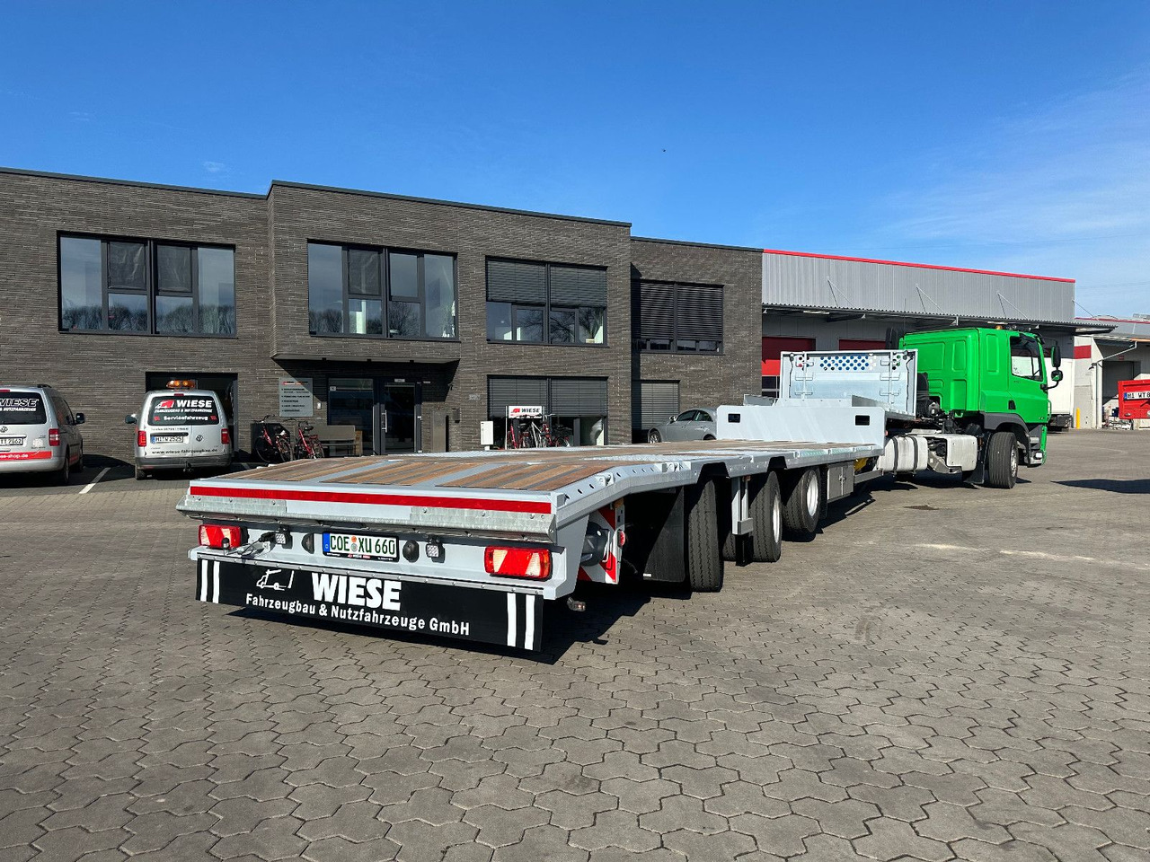 Tieflader Zwangslenkung Betonteile Fertigteile - Dieplader oplegger: afbeelding 1 Tieflader Zwangslenkung Betonteile Fertigteile - Dieplader oplegger: afbeelding 1