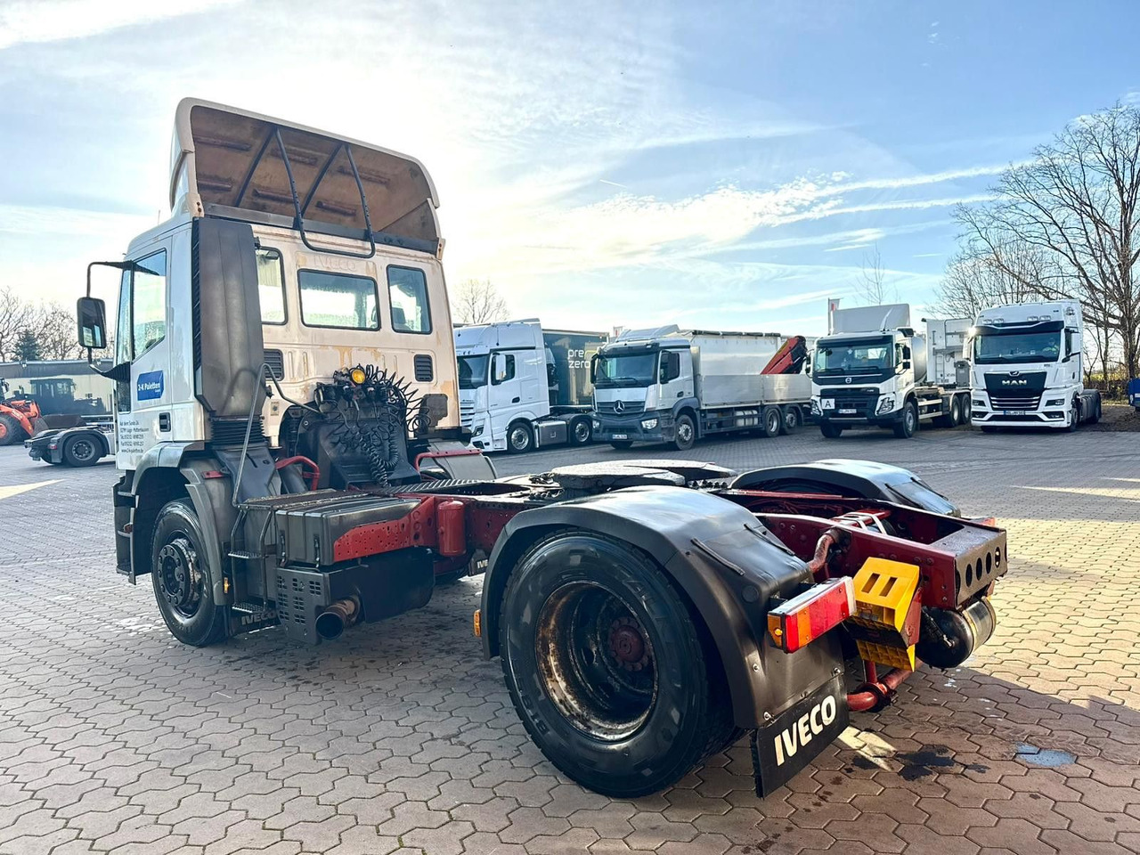 Iveco Magirus Eurotech Cursor Sattelzugmaschine - Trekker: afbeelding 4 Iveco Magirus Eurotech Cursor Sattelzugmaschine - Trekker: afbeelding 4