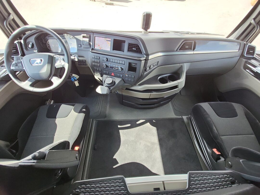 MAN TGX 18.520 GX 4x2 BL SA Euro 6 Sofort Verfügbar - Trekker: afbeelding 5 MAN TGX 18.520 GX 4x2 BL SA Euro 6 Sofort Verfügbar - Trekker: afbeelding 5