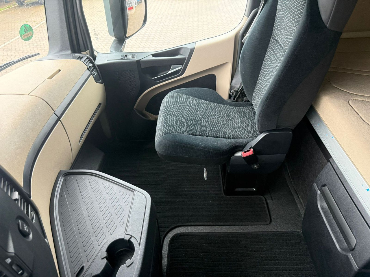 Trekker Mercedes-Benz Actros 1851 LS 4x2 Hydraulik Alu Felgen: afbeelding 10 Trekker Mercedes-Benz Actros 1851 LS 4x2 Hydraulik Alu Felgen: afbeelding 10