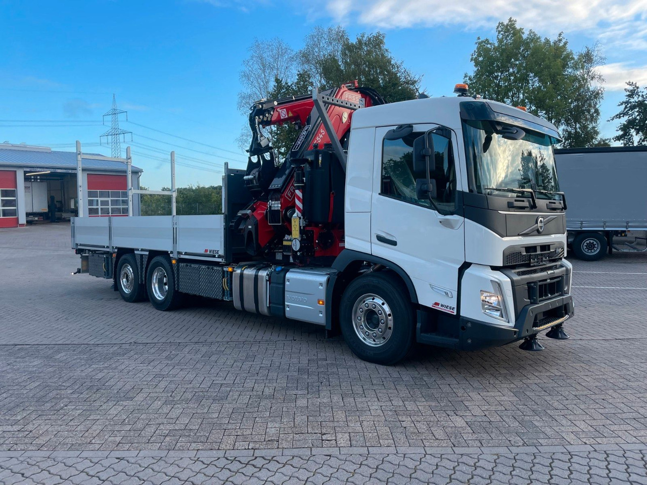 Volvo FMX 500 FASSI Ladekran F545 JIB & Winde Sofort - Vrachtwagen met open laadbak, Kraanwagen: afbeelding 3 Volvo FMX 500 FASSI Ladekran F545 JIB & Winde Sofort - Vrachtwagen met open laadbak, Kraanwagen: afbeelding 3